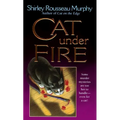 Cat Under Fire: A Joe Grey Mystery - Paperback
