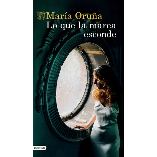 Lo Que La Marea Esconde - Paperback