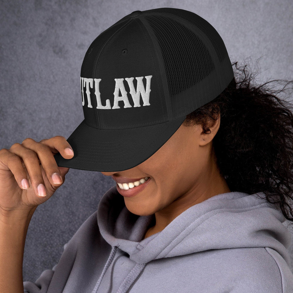 OUTLAW Retro Trucker Cap