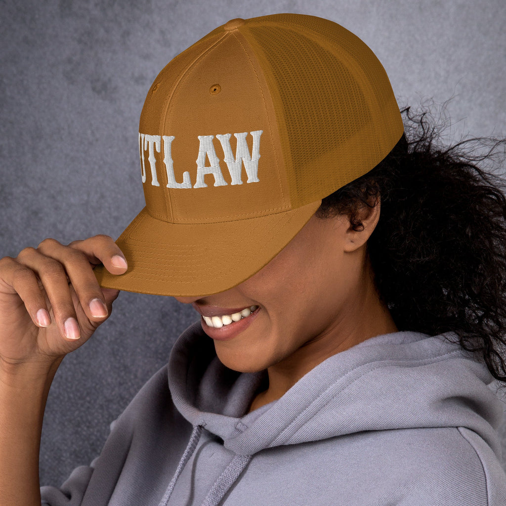 OUTLAW Retro Trucker Cap
