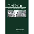 Tool-Being: Heidegger and the Metaphysics of Objects - Paperback
